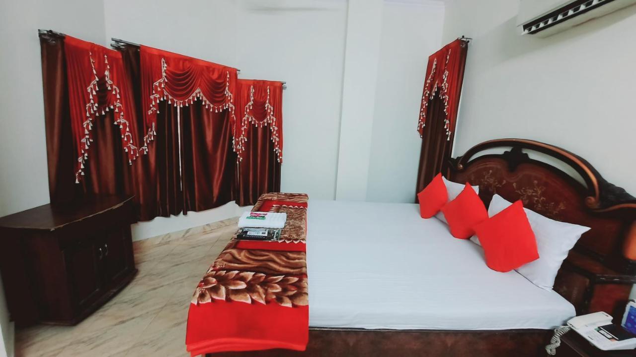 Hotel Holiday Inn Paradise Chandīgarh Eksteriør billede