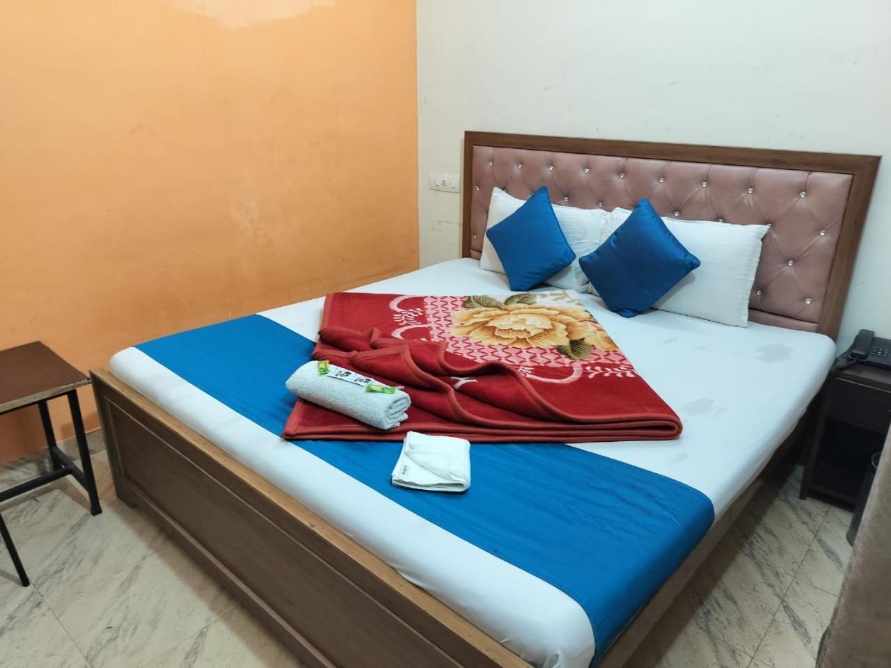 Hotel Holiday Inn Paradise Chandīgarh Eksteriør billede